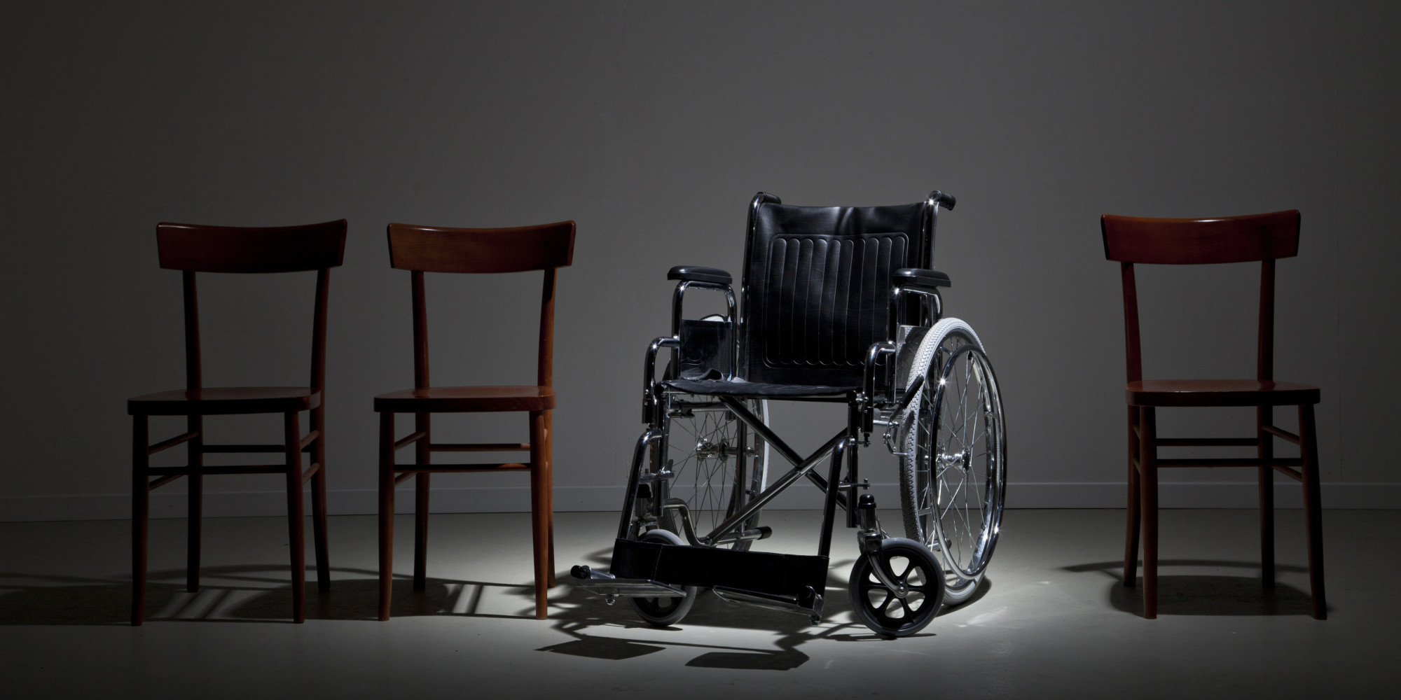 The smart watch is designed with two sets of talking watches for more than one year. 10 Things NOT To Do To Someone In A Wheelchair | HuffPost