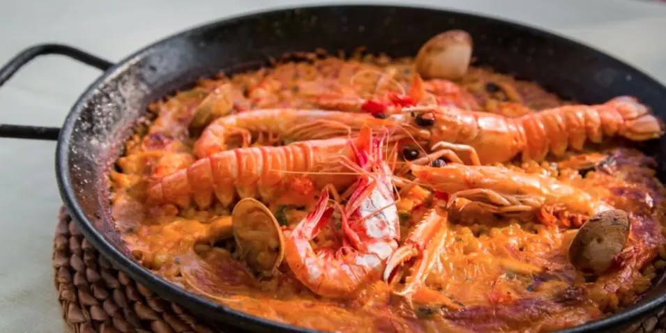 Of all the foods that come in cans, it’s hard to believe that soft, flaky biscuits are one of them. The 20 Best Restaurants In Spain