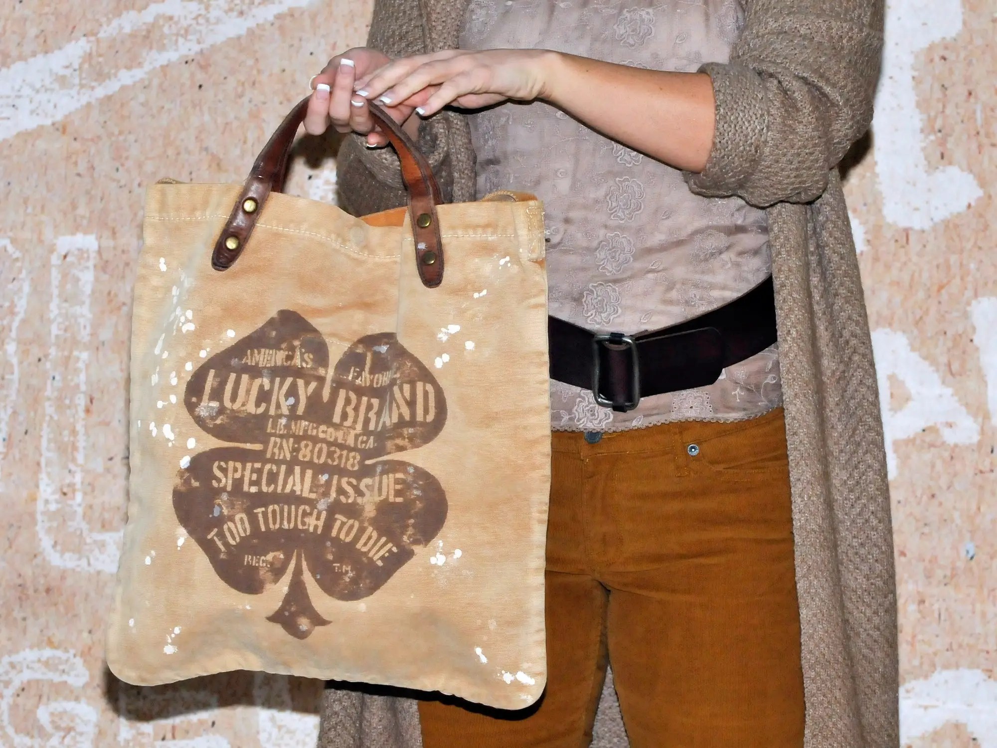 The awsm range are light, everyday bags that will match a wide variety of outfits. The Rise And Fall Of Lucky Brand The Once Beloved Mall Brand