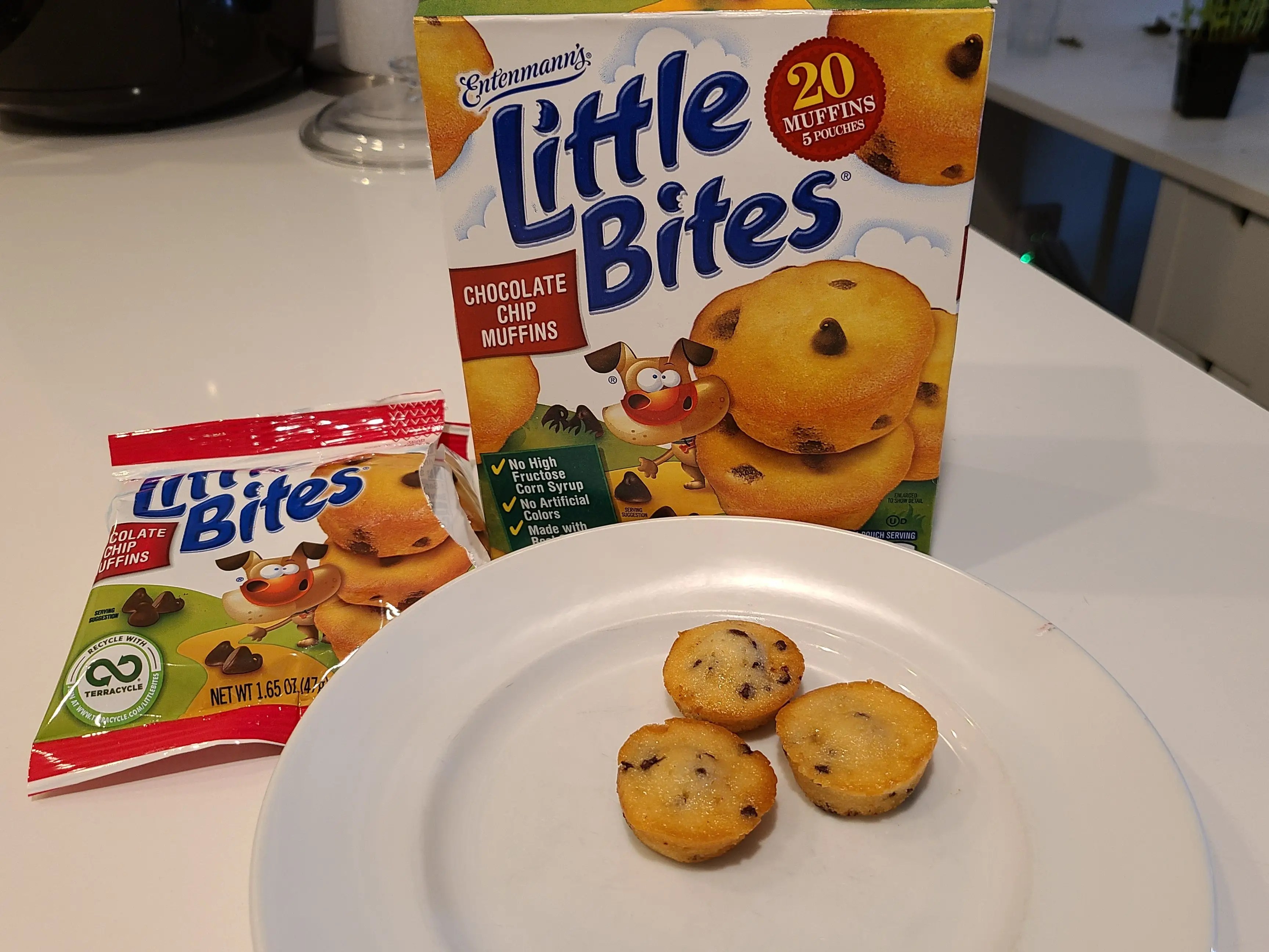 The funfetti muffins are a fun option and need just five ingredients, including the sprinkles! I Tried 15 Of Entenmann S Most Popular Treats And The Doughnuts Are Far From The Best