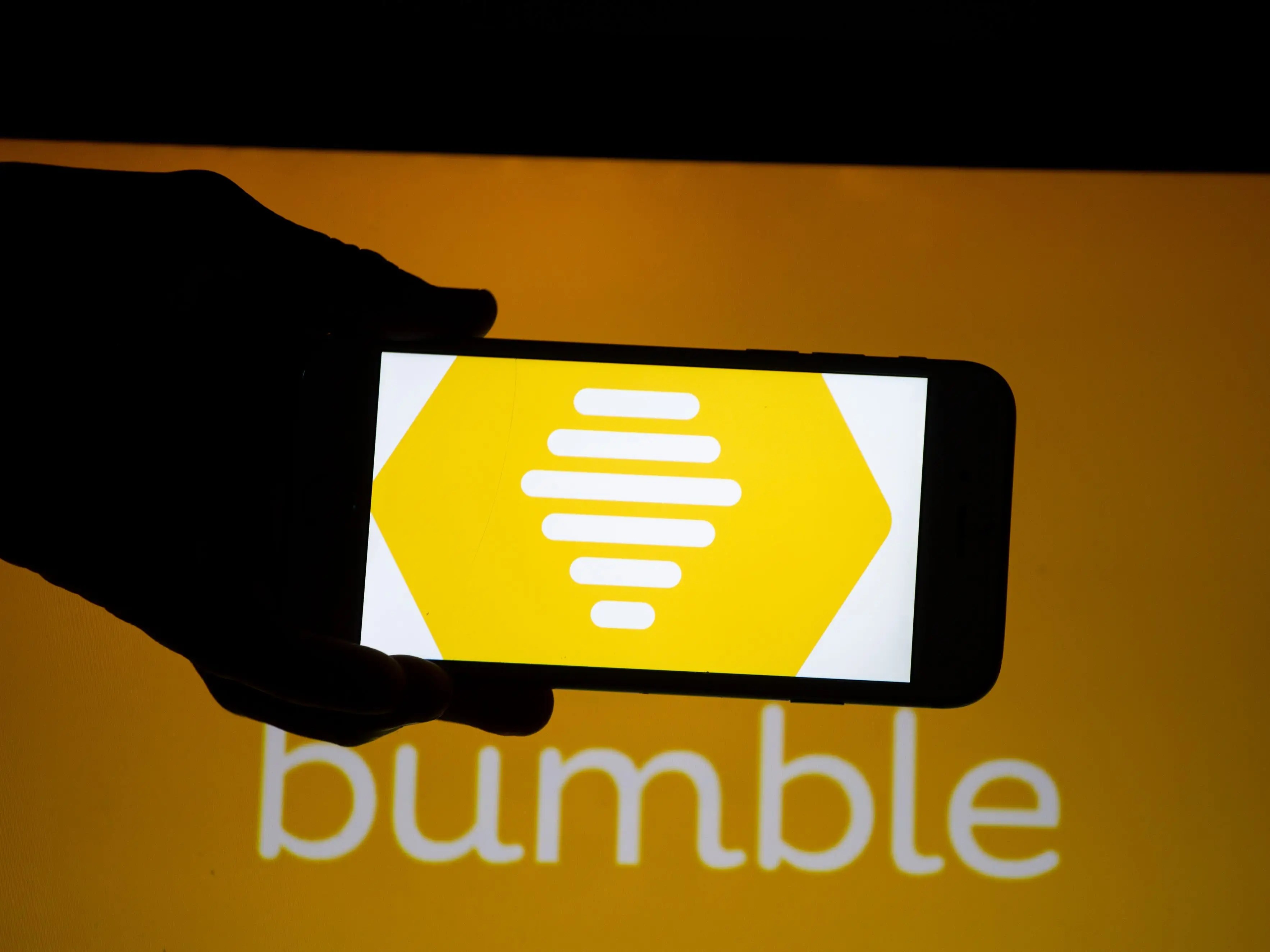 They rely on influencers for recommendations for makeup, workout routines, gaming tips and more. What Is Bumble How The Online Dating App Works