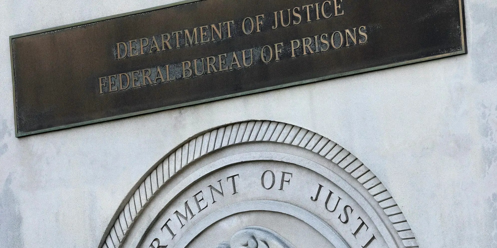 Federal Prisons Lockdown . Caf Hebqsjih9m