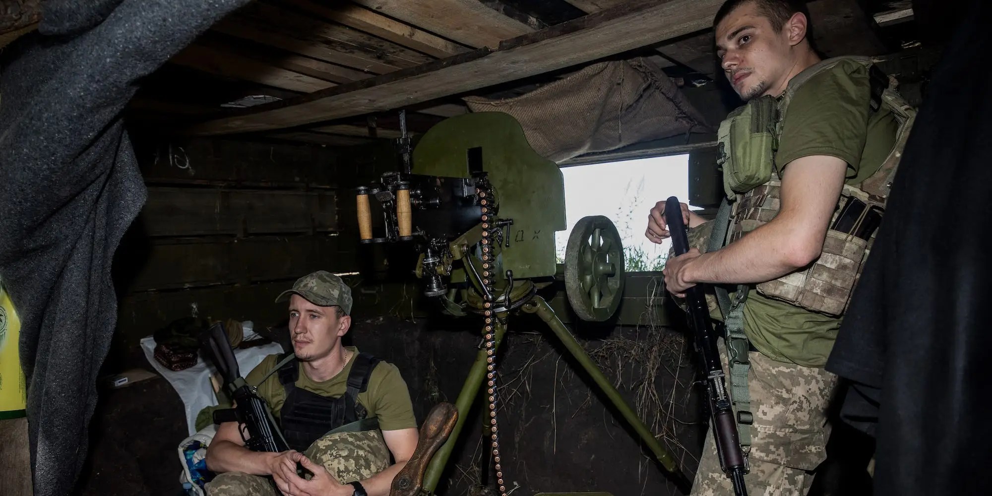 Ukraine uses WWIera machine guns and sniper traps to hold off Russia