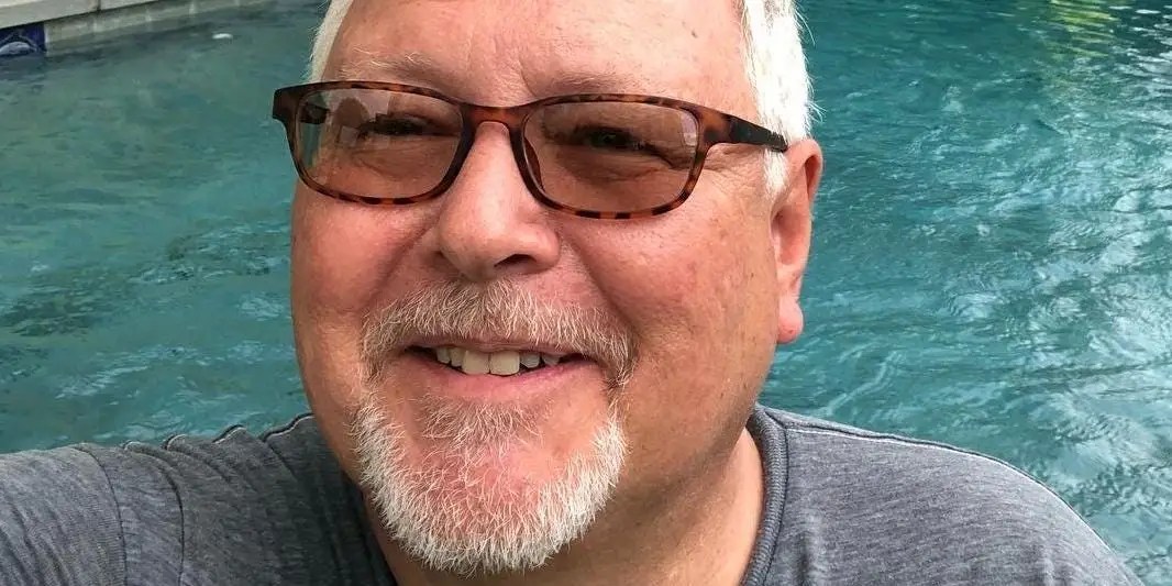 A boomer who moved to Panama after years as a bartender in the Hamptons and New Mexico outlines the pros and cons of living in Central America