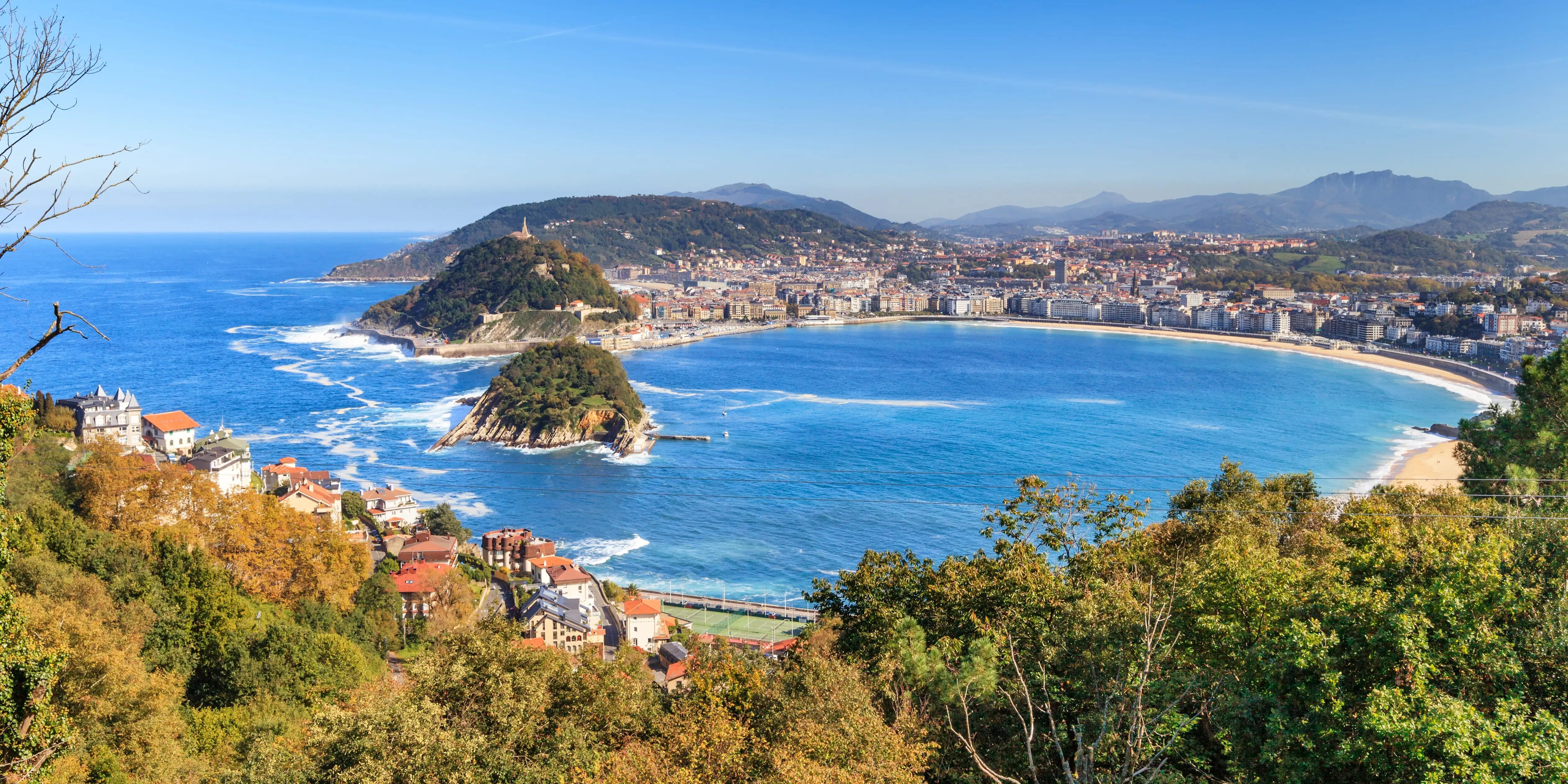 الأسرة الأمريكية التي تعيش في إسبانيا تشارك أكبر الاختلافات ، والترقيات