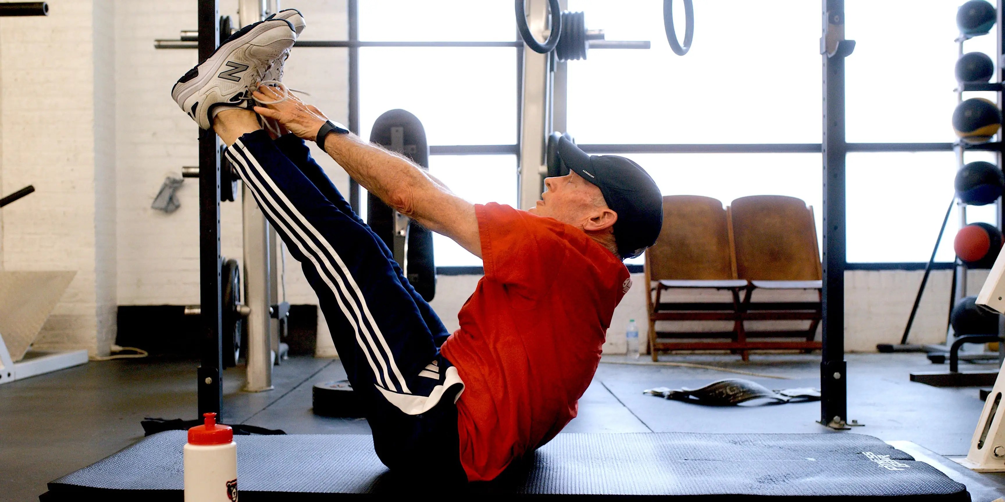79-Year-Old Powerlifter: 15-Minute Morning Core Workout for Longevity