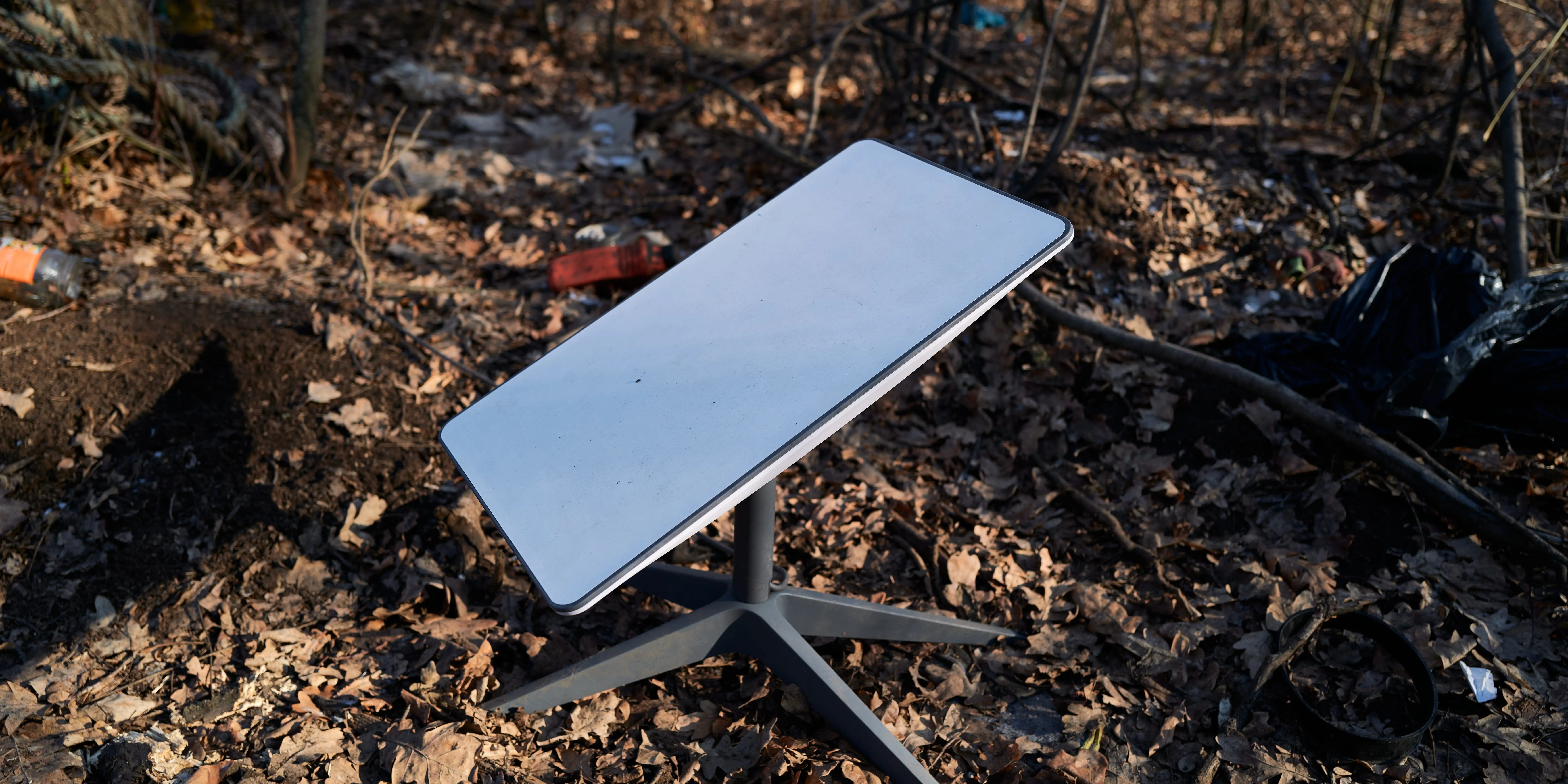 Ukraine Worries Its People Will Register Starlink Terminals for Russia