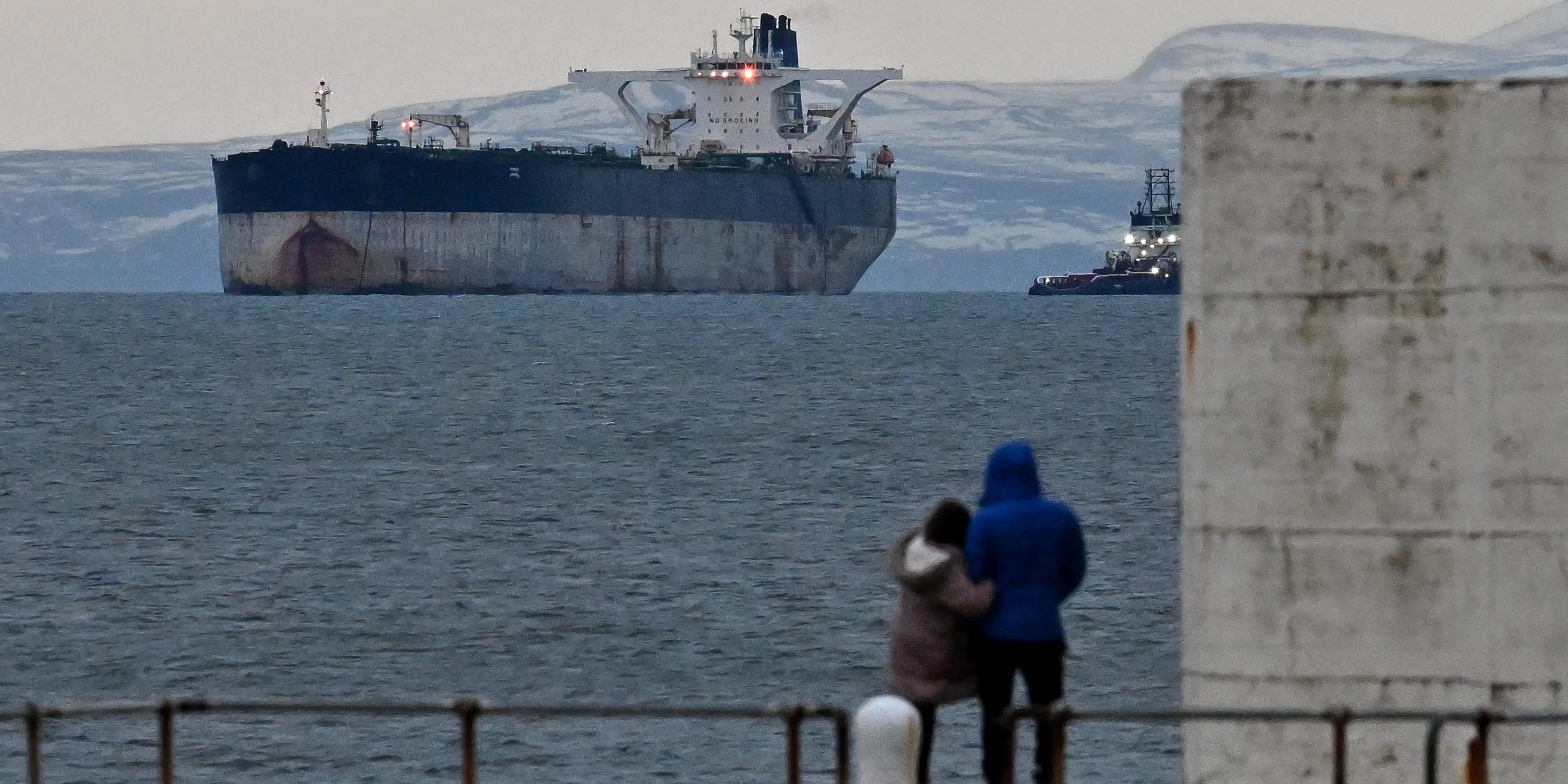 Oil Prices Jump on Geopolitical Fears While a Massive Glut Sits at Sea