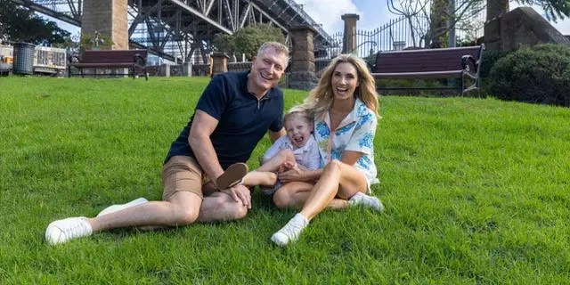 I’m a Wiggle and a Dad. My Son Doesn’t Watch Videos on Phones.