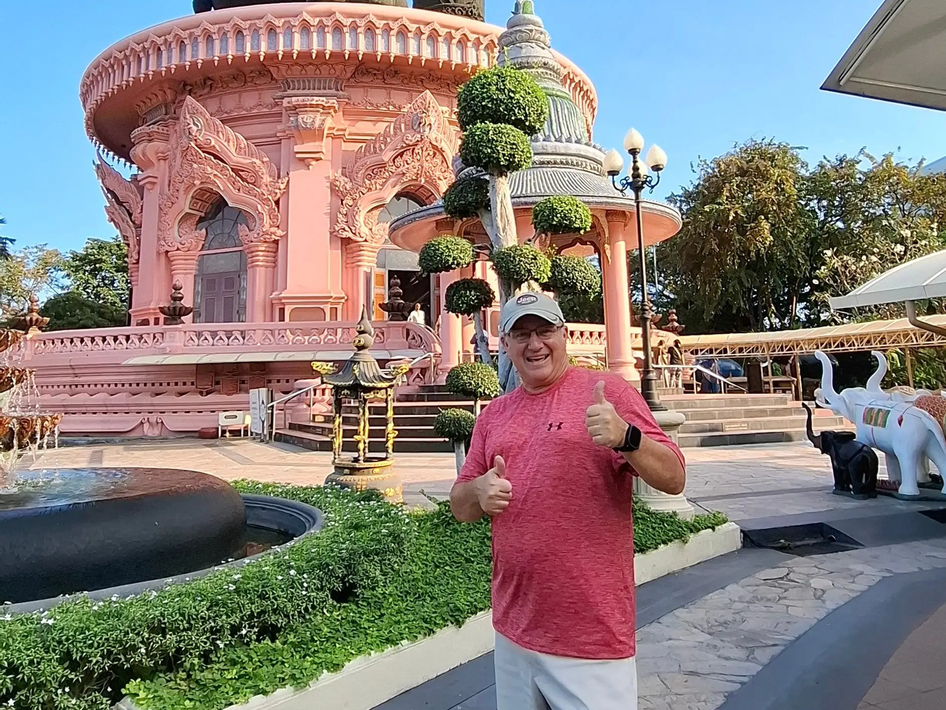 He Left the US for the Philippines and Found the Community He Wanted