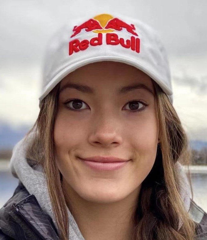 Gu became the first freeskier to win two golds at the fis freeski world championship. Eileen Gu è°·ç±å Mydramalist