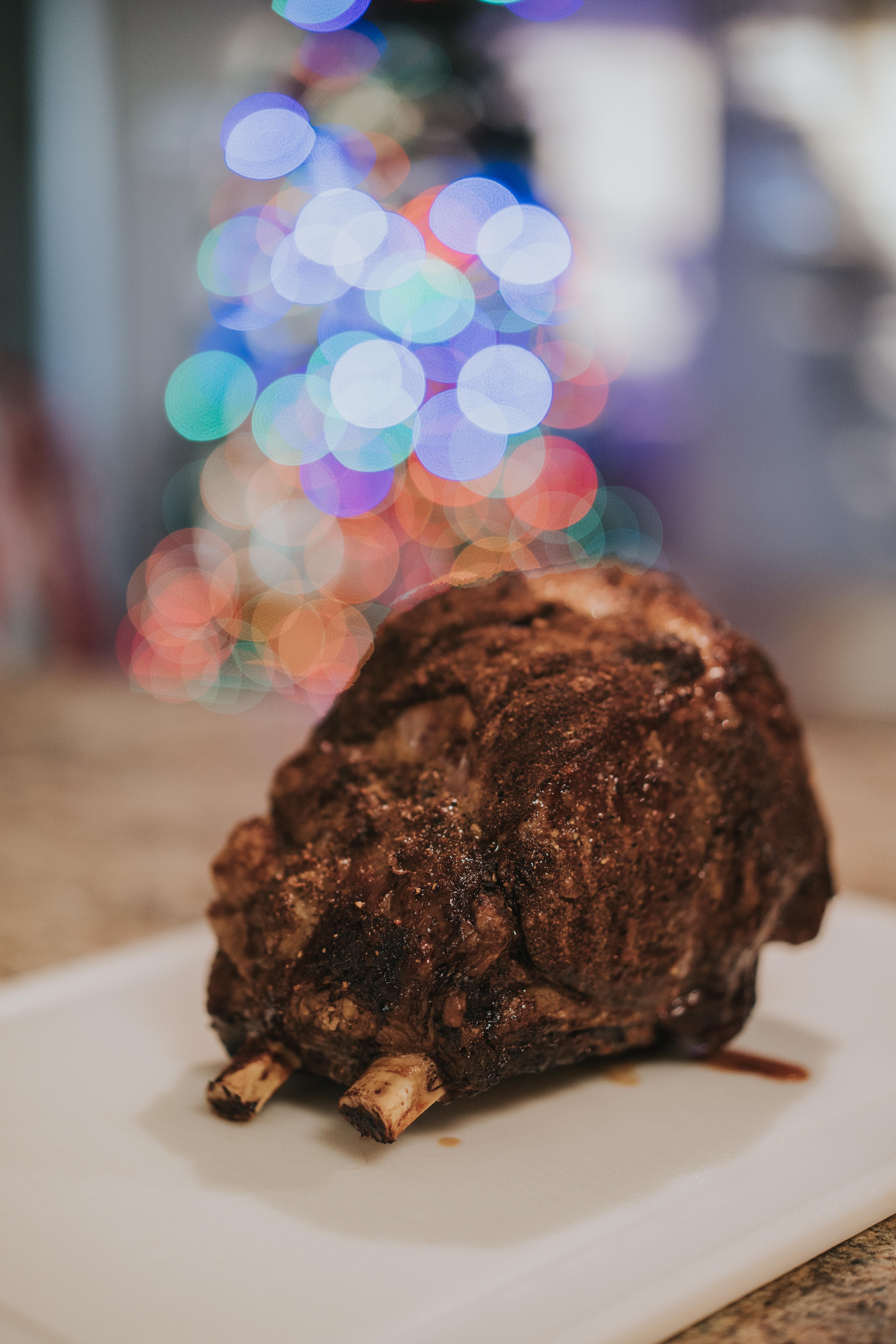 1 (6 pound) boneless prime rib roast · 2 tablespoons prepared horseradish · 2 tablespoons dijon mustard · 2 teaspoons kosher salt · 2 teaspoons coarsely ground . HOMEMADE Standing rib roast for Christmas : food