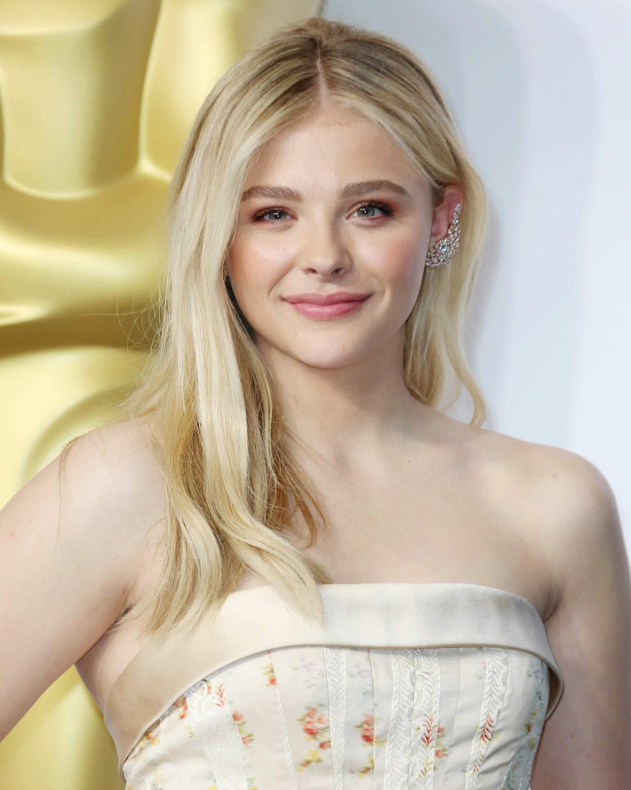 From the cuisine to the ambiance, each of these hot spots rocks the restaurant world. Need Your Attention Chloe Grace Moretz The Most Beautiful Celebrity In The Whole World Do You Agree R Celebrities