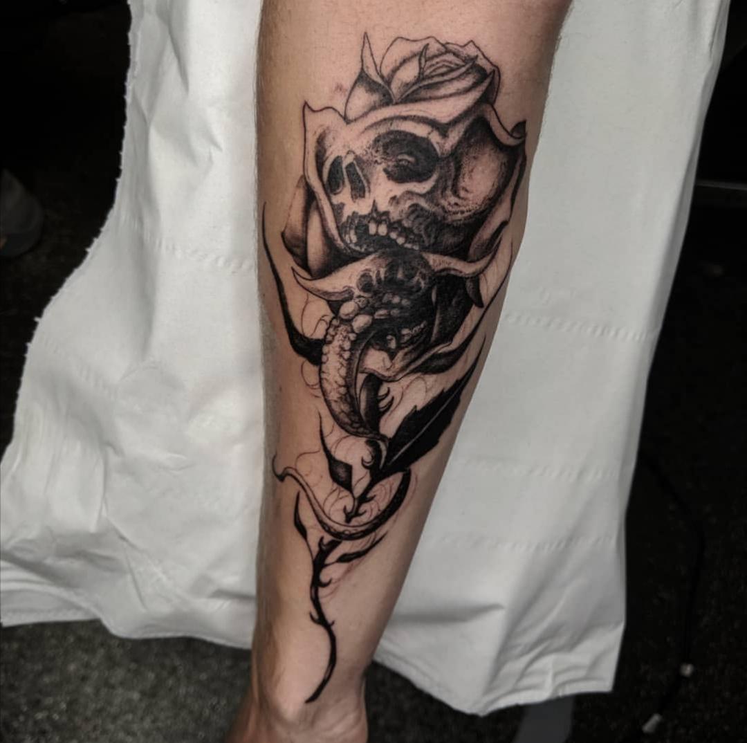 My Death Rose, Done By @Xmikexmaddox At @Smbtattoo In Brighton, Uk – Tattoo Lover Family 1074_x_1080_jpg