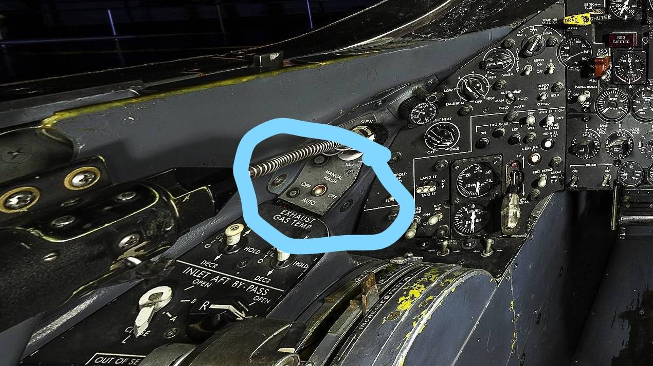 Av de 32 plan som byggdes … Came Across Pic Of Sr71s Cockpit And Was Wondering What The Manual Mach Button Does R Sr71