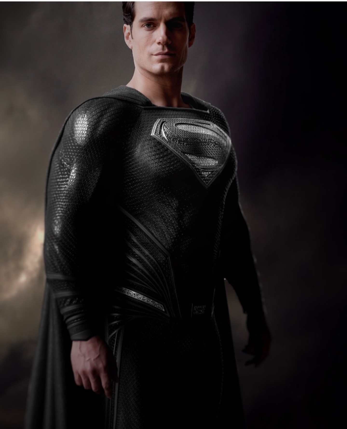 Zack Snyder Shares Superman Black Suit From Snydercut Jl Dceuleaks