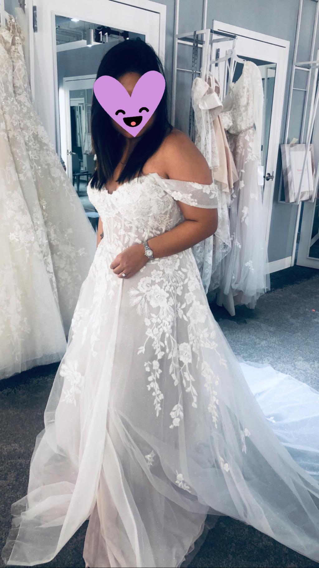 The best floral dresses are stylish yet unfussy, and they’re easy to dress up or down for any occasion. Buy Floral Tulle Wedding Dress With Removable Sleeves Cheap Online