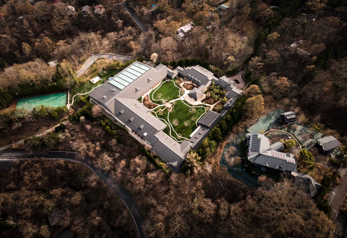 As the second wealthiest person in the world, bill gates is responsible for changing the w. Bill Gates Hidden Mansion In Japan Damnthatsinteresting