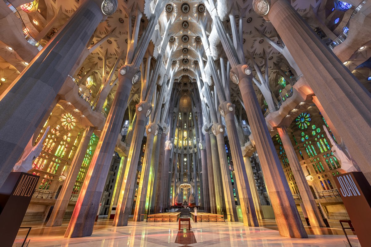 Antoni gaudi, the man who revolutionized architecture, designed the sagrada familia interior after looking at rocks and leaves. The Interior Of The Sagrada Familia In Barcelona Spain R Architectureporn