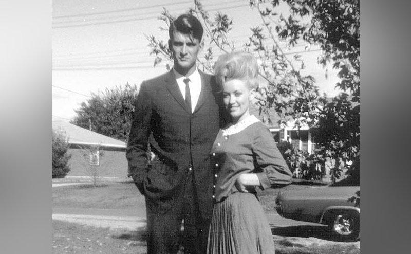 Known for shunning the spot. Dolly Parton with husband Carl Dean, mid-1960s : OldSchoolCool