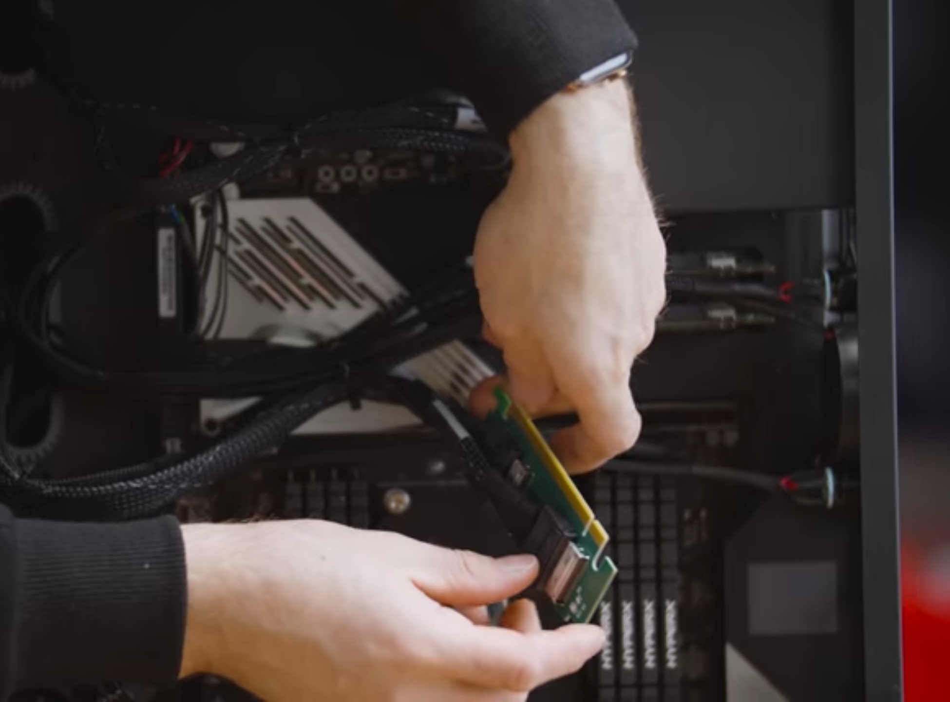 If you are willing to invest a little muscle power, however, and don't need to split an entire woodpile in one go, you can save a lot of money, split quite a bit of firewood, and even get in an arm workout with the sun joe lj10m hydraulic log splitter. What is the name of this type of pcie splitter? : sffpc