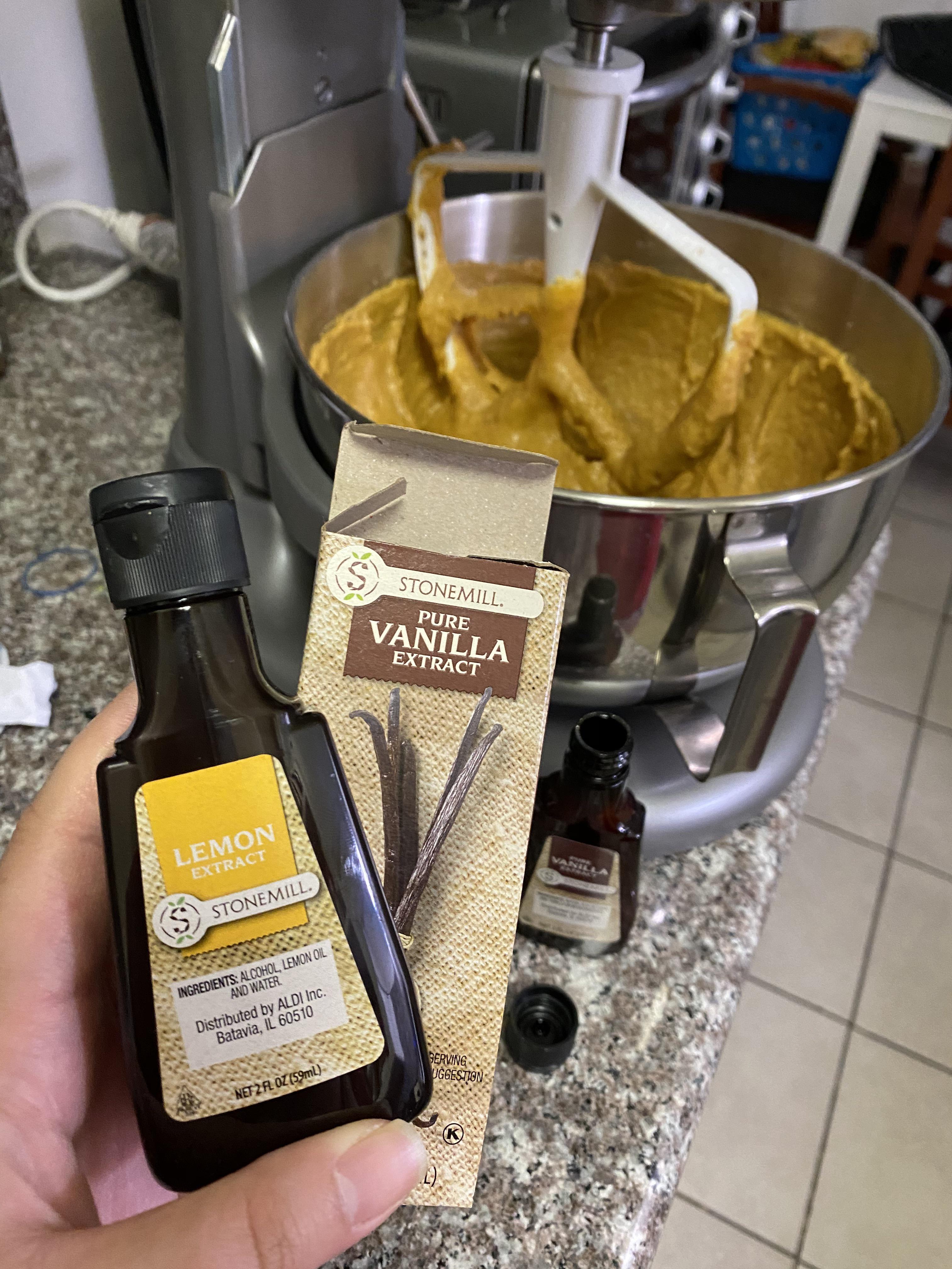 I'm picky about vanilla but . Why Aldi Why Must It Be In The Middle Of Baking R Aldi