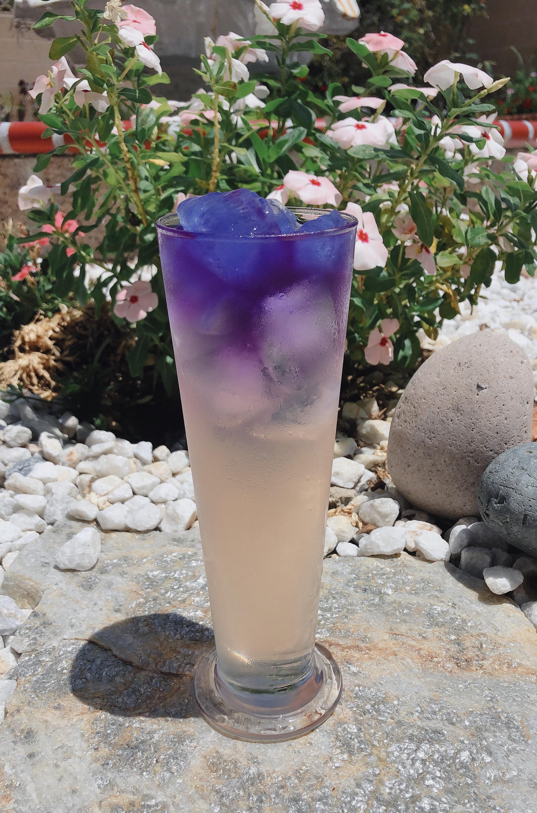 Check out amazing klokateer artwork on deviantart. Unicorn cocktail : cocktails