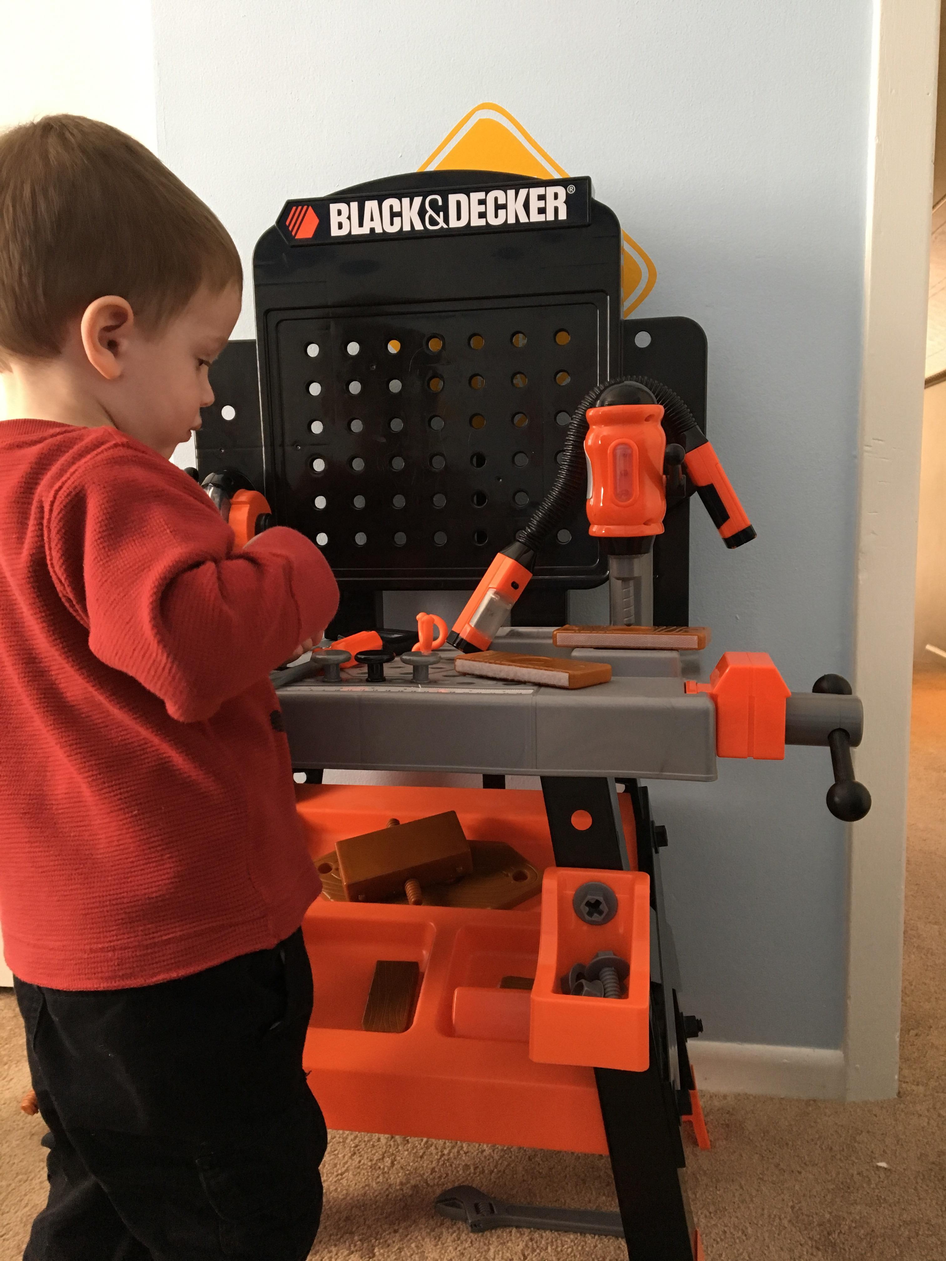 20v max lithium ion battery of the tree trimmer pole saw provides up to 100 cuts of 1 1/2. $250 Black and Decker Junior Tool Bench For $4