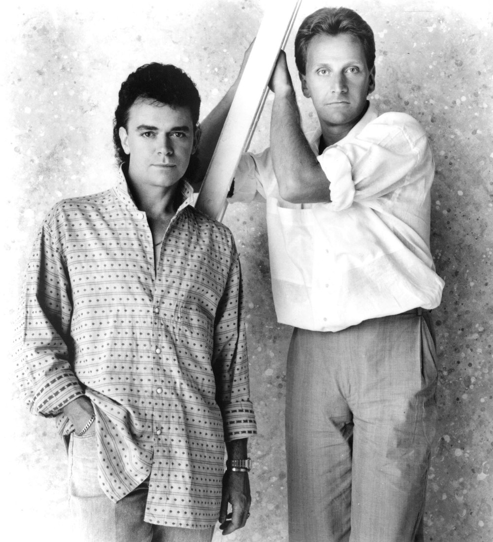 More » dell poweredge r820 16 bays 2.5. Air Supply on Spotify