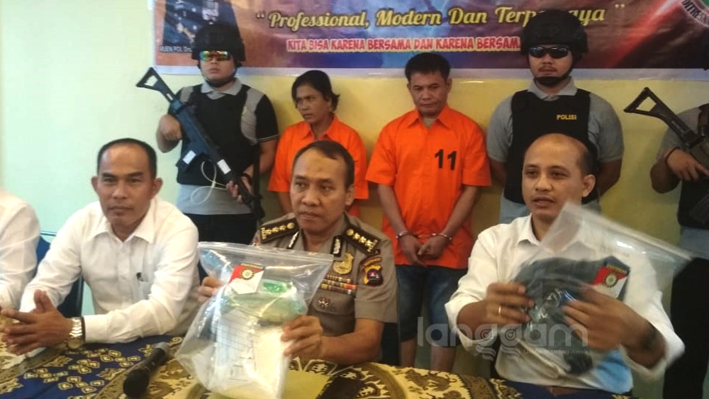 Ditangkap di Kayu Tanam, IRT dan Penjual Ikan Bawa Sabu Hampir 1 Kg dari  Pekanbaru