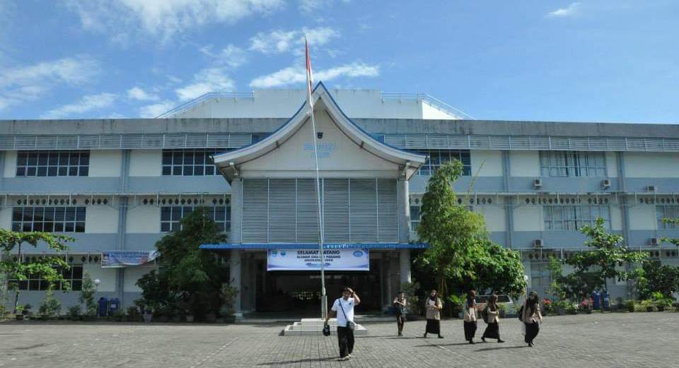 Daftar 10 SMA Terbaik di Sumbar, Berikut Daya Tampungnya