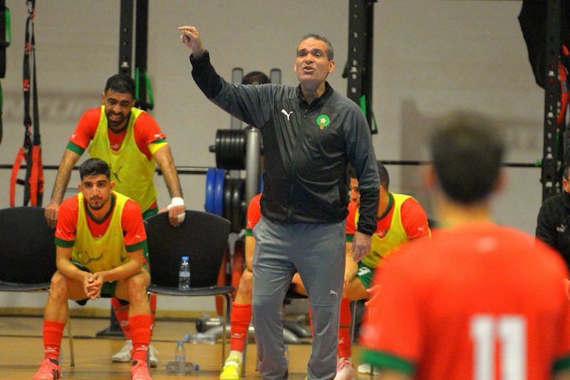 الدكيك يستدعي 14 لاعبا إلى منتخب القاعة الدكيك يستدعي 14 لاعبا إلى منتخب القاعة