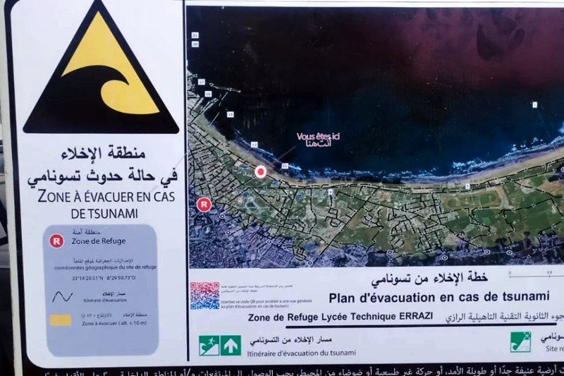 رصيف الصحافة: لوحات تسونامي تنتظر التعميم على المدن الساحلية بالمغرب