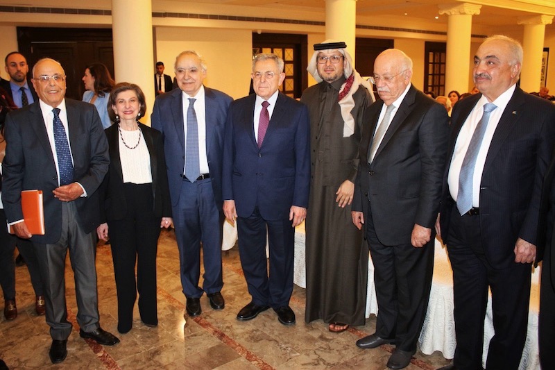 أومليل: إسرائيل قاعدة لإبقاء تخلّف العرب.. والطائفية تهدد لبنان أومليل: إسرائيل قاعدة لإبقاء تخلّف العرب.. والطائفية تهدد لبنان