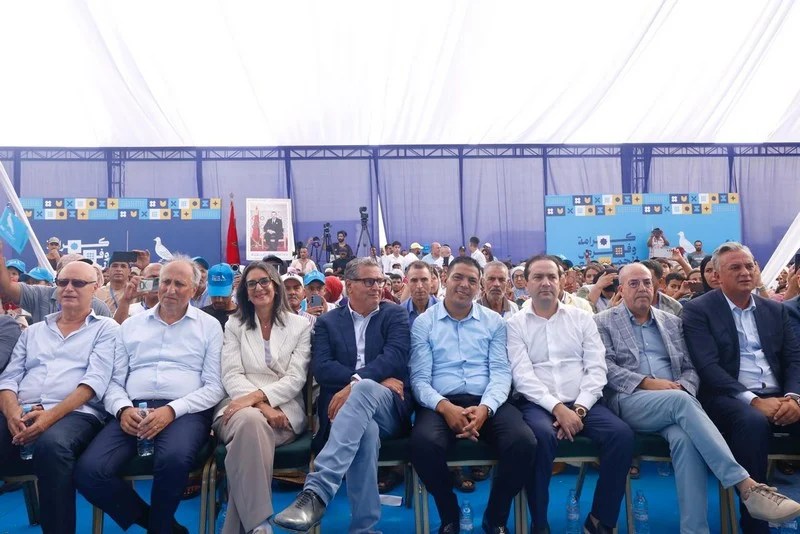 الأحرار يتعهّد برفع الحد الأدنى للأجور في المغرب إلى 5000 درهم
