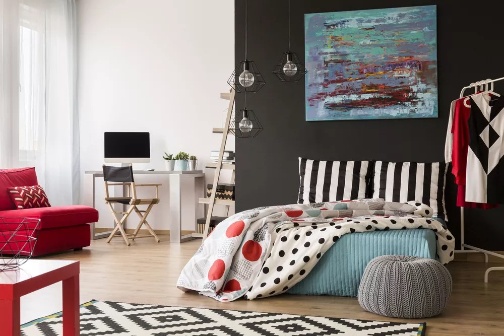 Experts have shared how you can make your tiny apartment look bigger. 22 Studio Apartment Design Ideas For Small Spaces