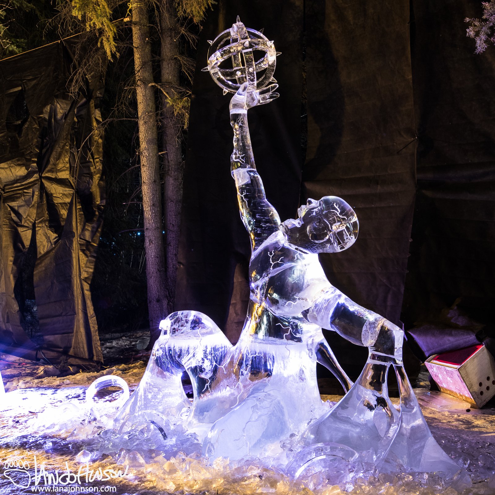 2016 World Ice Art Championship Single Block Contestant