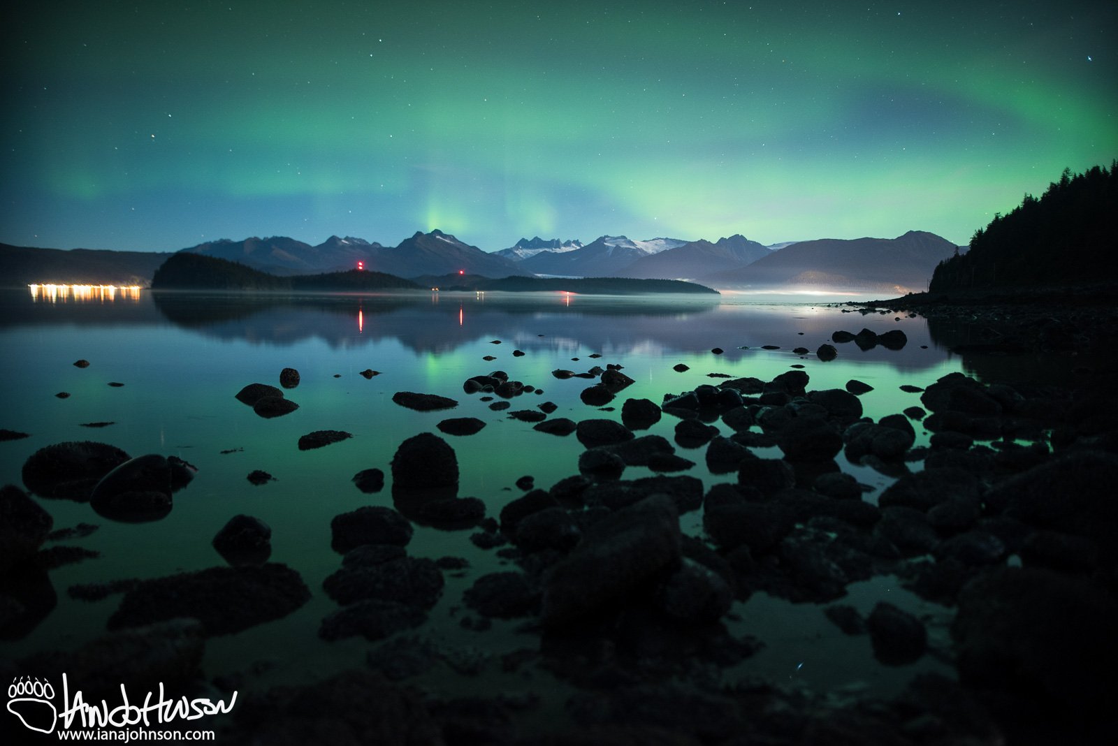 Proton Arc, Aurora Borealis, Hoonah, Alaska, Milky Way