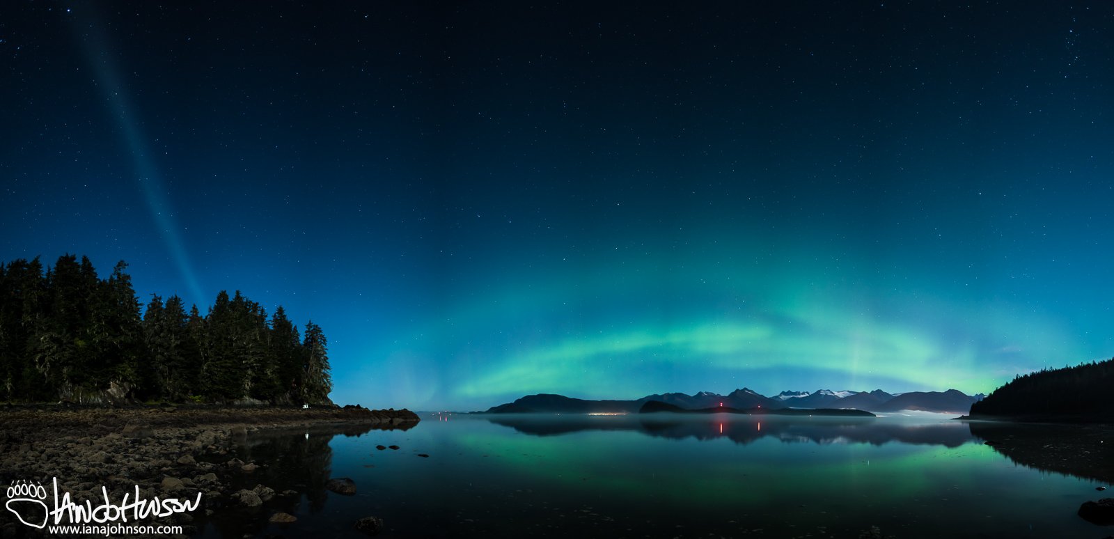 Proton Arc, Aurora Borealis, Hoonah, Alaska, Milky Way