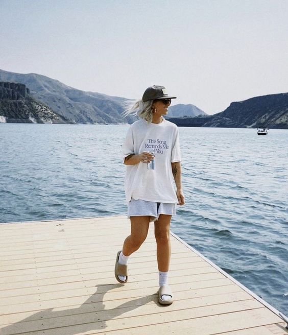 How to Look Cute While Camping 