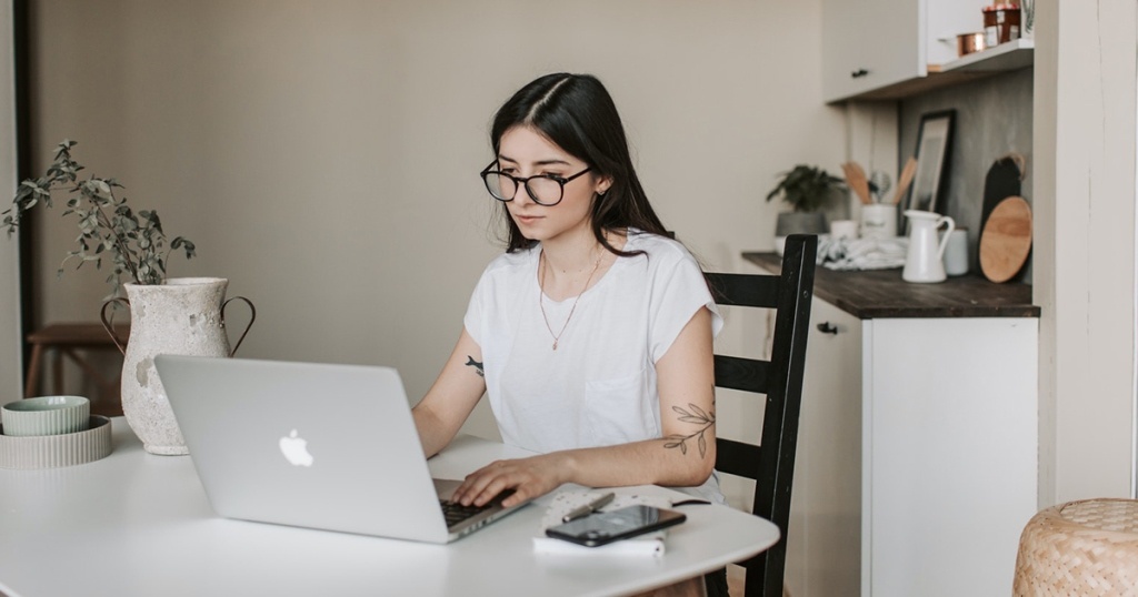 Wordpress juga menyediakan hosting gratis, tanpa dipungut biaya apapun sehingga anda dapat memulai membuat website pertama anda dan . Tips Menggunakan WordPress Hosting Gratis untuk Blog & Website | IDCloudHost