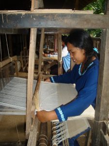 Mendulang Uang dari Pelepah Pisang | idealoka