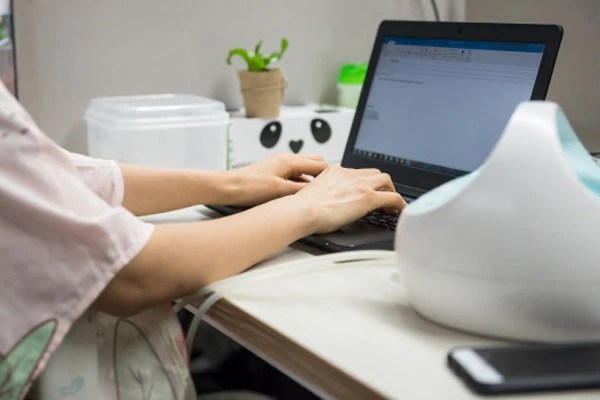 Asi eksklusif dianjurkan diberikan selama 6 bulan sejak hari pertama bayi lahir ke dunia. Supaya Stok Asi Tercukupi Ini Manajemen Asip Untuk Para Ibu Bekerja