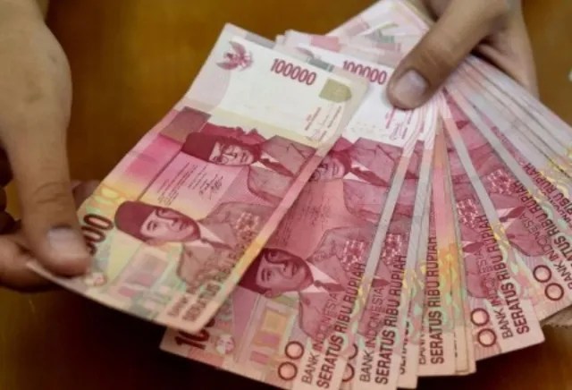 Harap Tenang, UMP Sumbar 2022 Bertambah Rp28.498 dari Tahun 2021 -  kabarminang.id