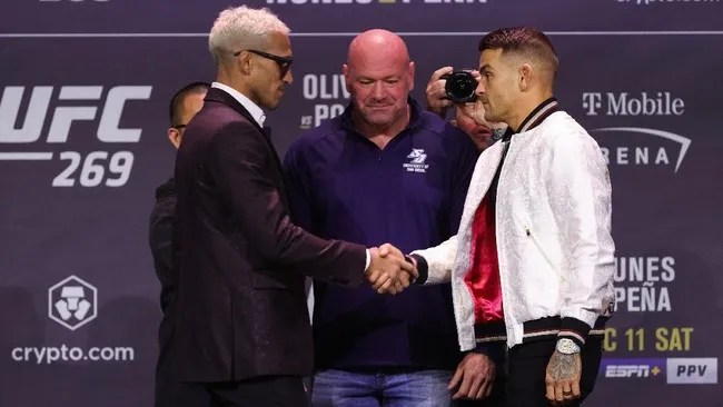 Petarung ufc kelas ringan, charles oliveira resmi pewaris juara khabib. Ksw4bhrsml8mmm