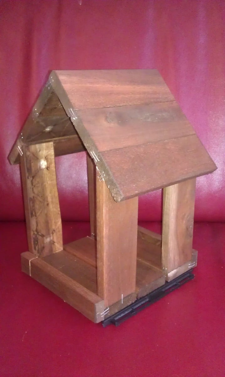 Runnen bird feeding house IKEA Hackers