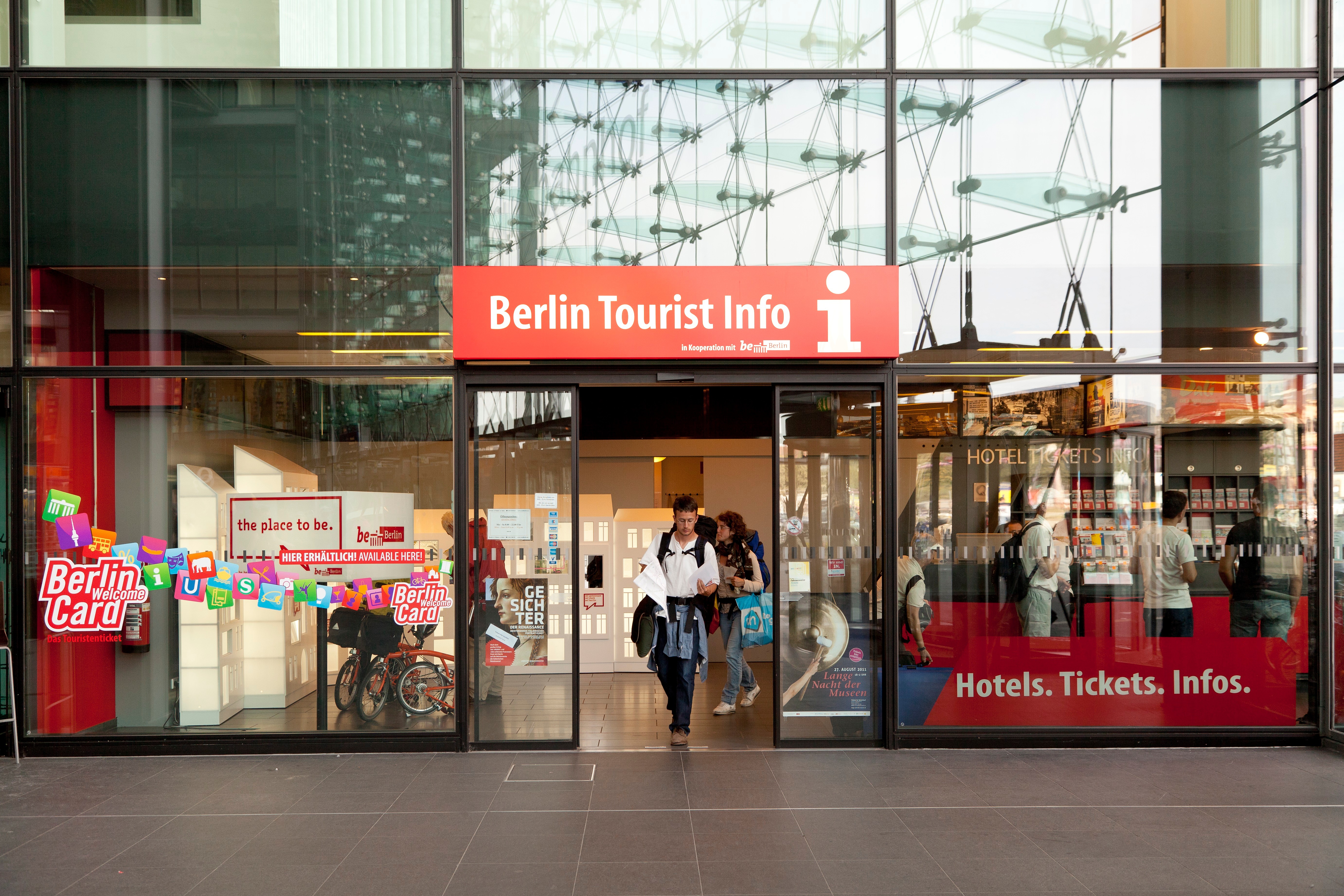 Berlin Tourist Info Berlin Arrivalguides Com