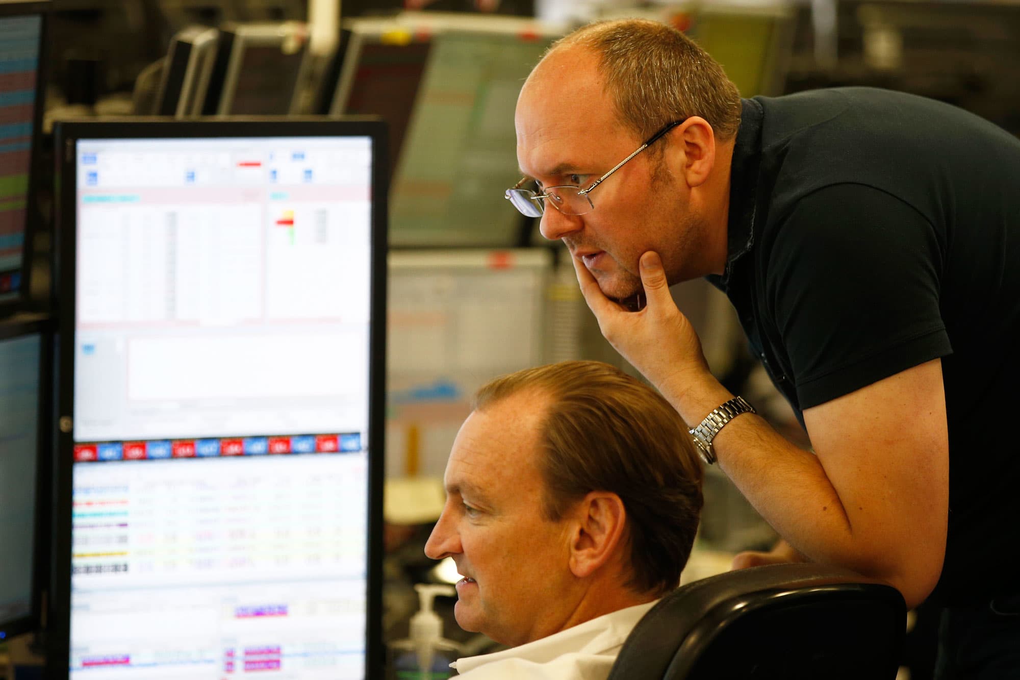 Treasury yields edge higher as investors map geopolitical risks