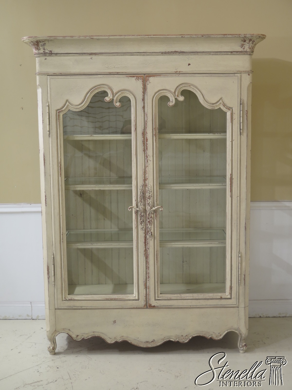 Find the latest trends, styles and deals with free shipping or curbside pickup . 48156EC: HABERSHAM Distressed Painted Finish Curio China