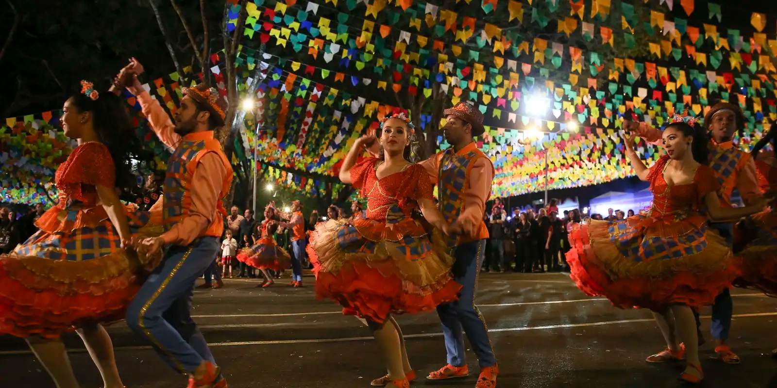 Quadrilhas juninas são reconhecidas manifestação da cultura nacional